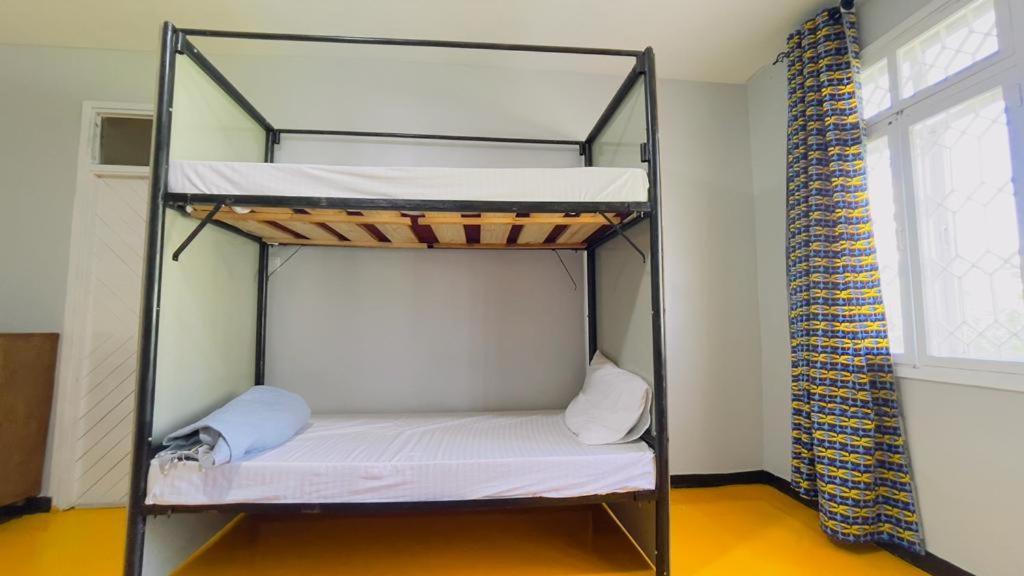 Gallivanters Hostel Дар-эс-Саламе Экстерьер фото