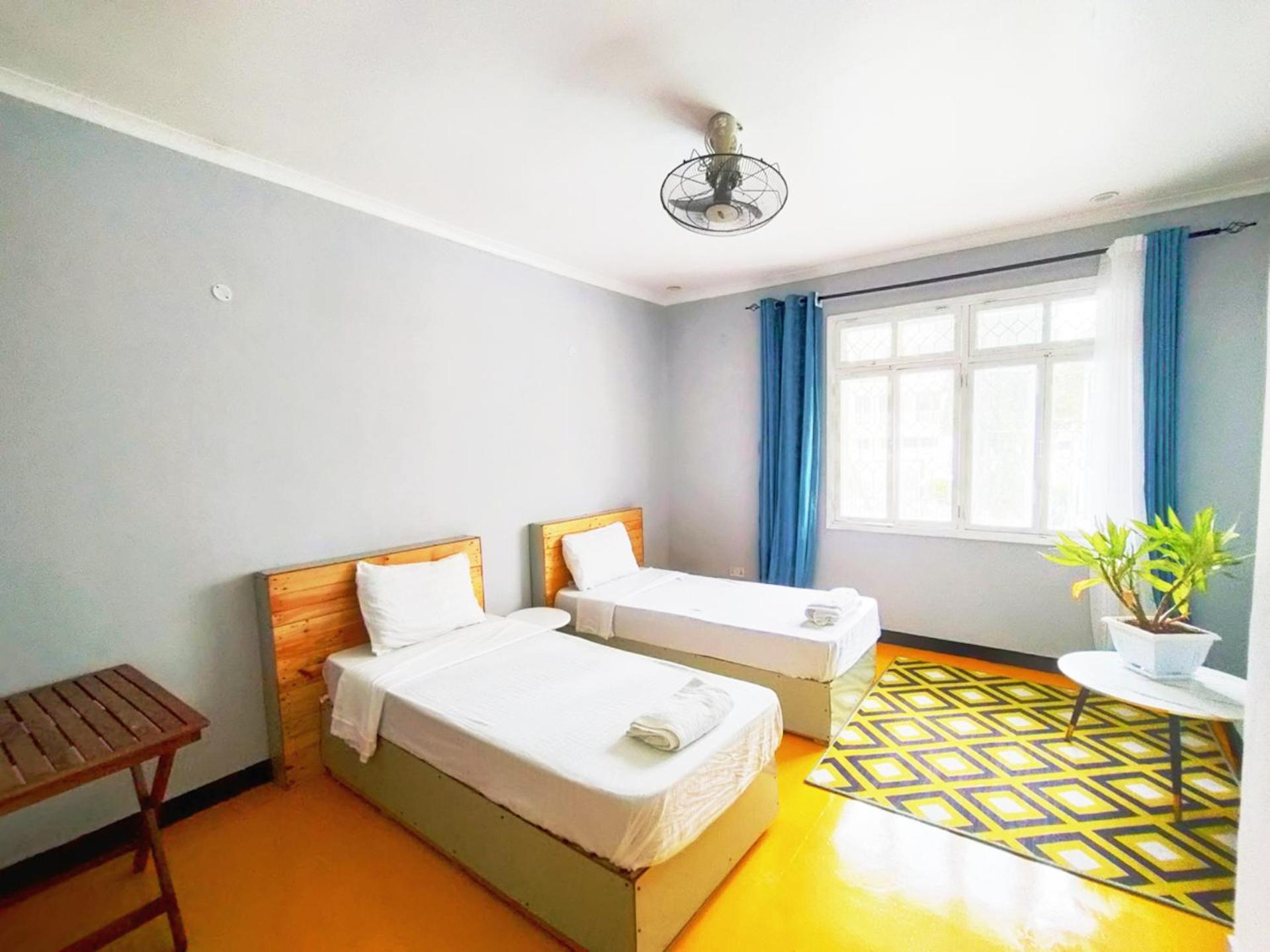 Gallivanters Hostel Дар-эс-Саламе Экстерьер фото